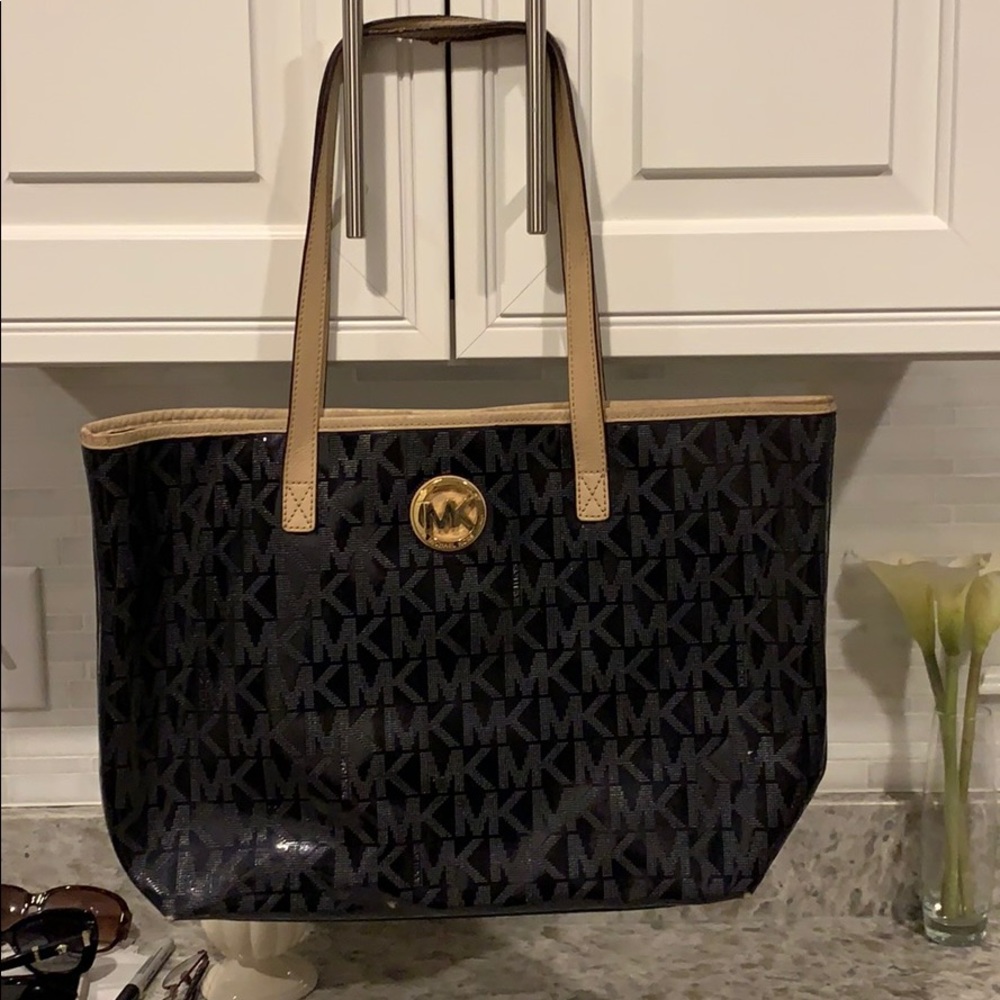 Michael Kors Tote